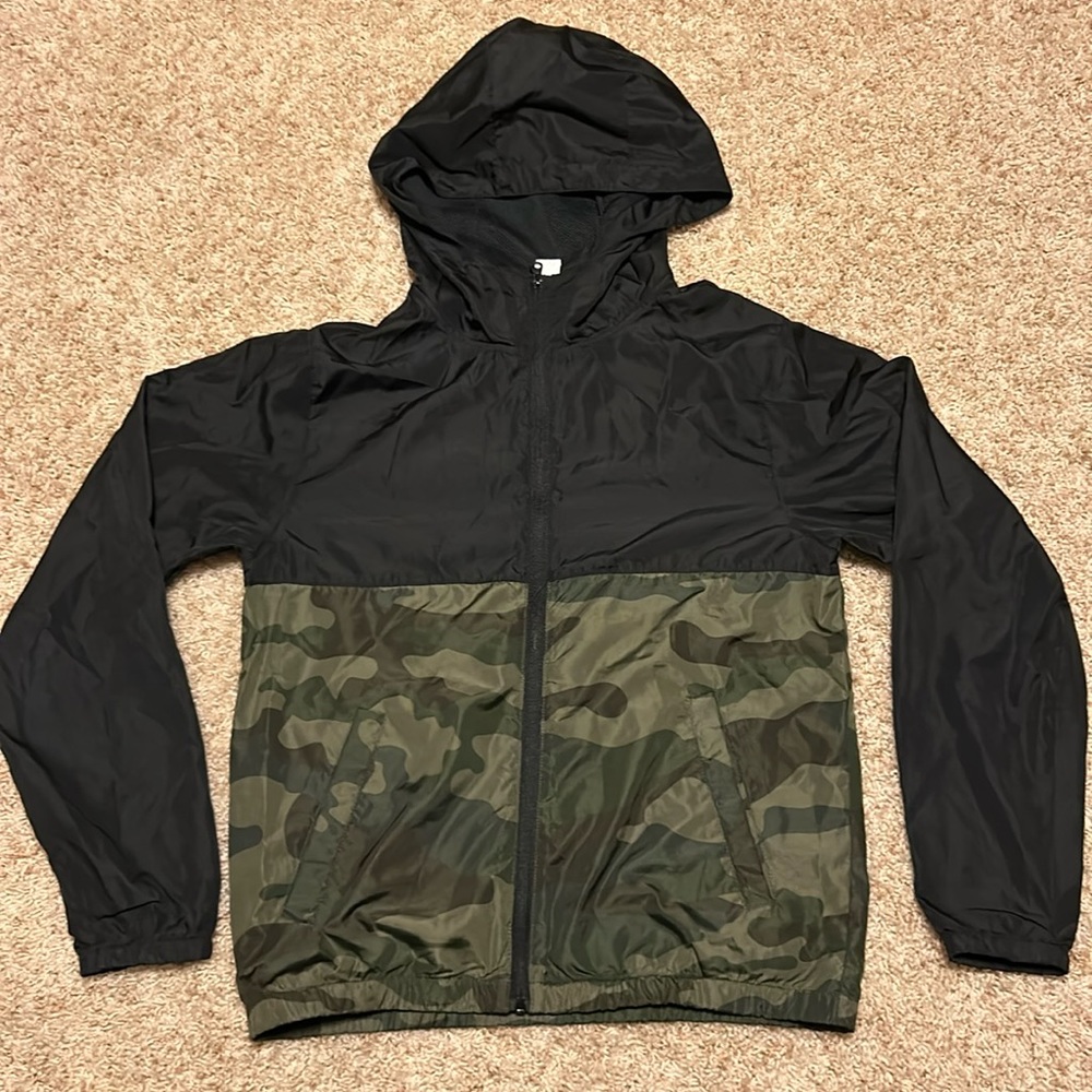 Independent Trading Company camo/black rain jacket wind jacket